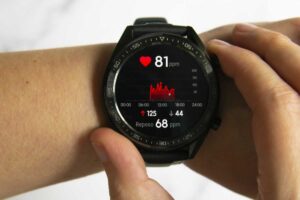 Smartwatch for Heart Rate and Blood Pressure