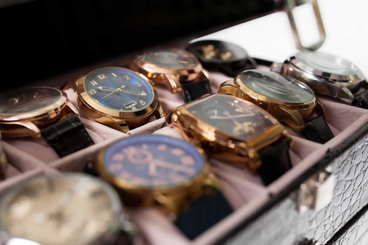 Best Watch Box For Small Wrist