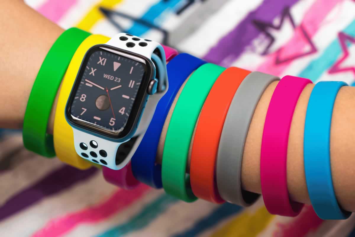 remove dye transfer from rubber watchband